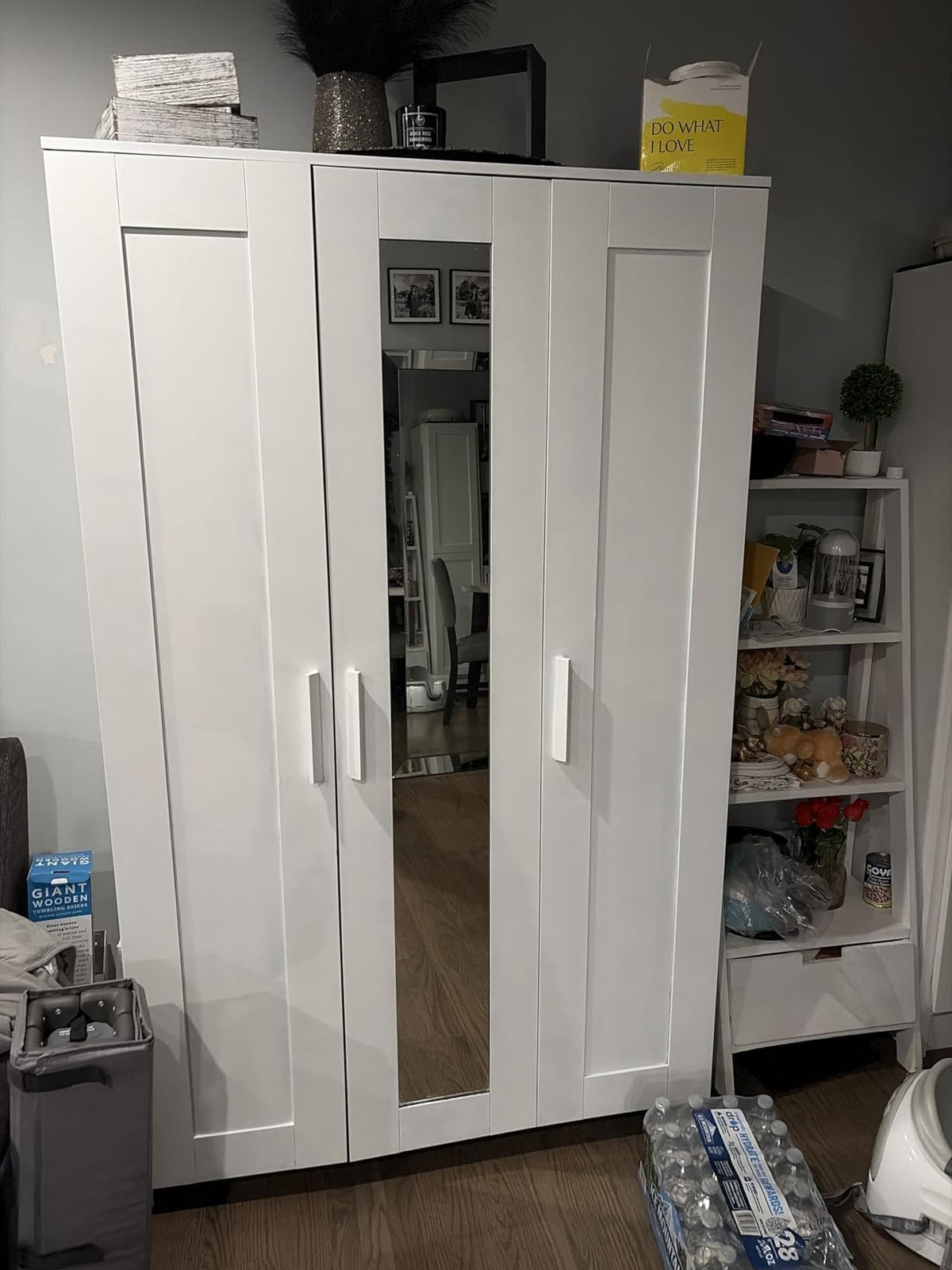 Love this furniture paint