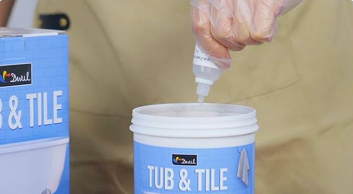 Mixing Part A refinishing paint with Part B hardener